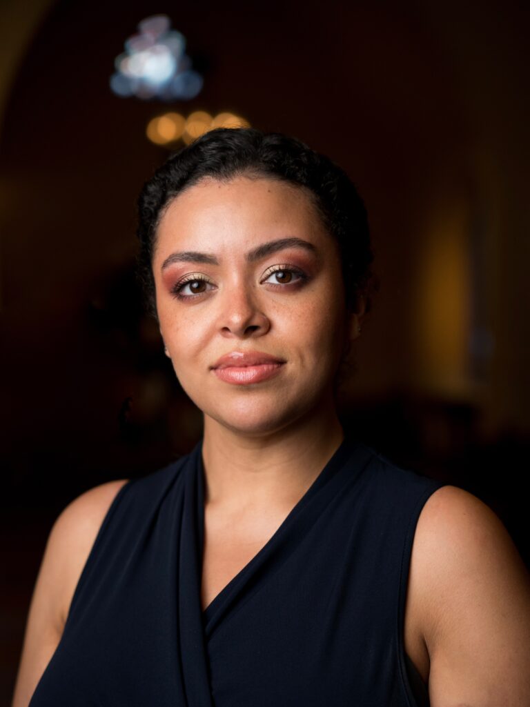 Miastasha Gonzalez-Colón Headshot
